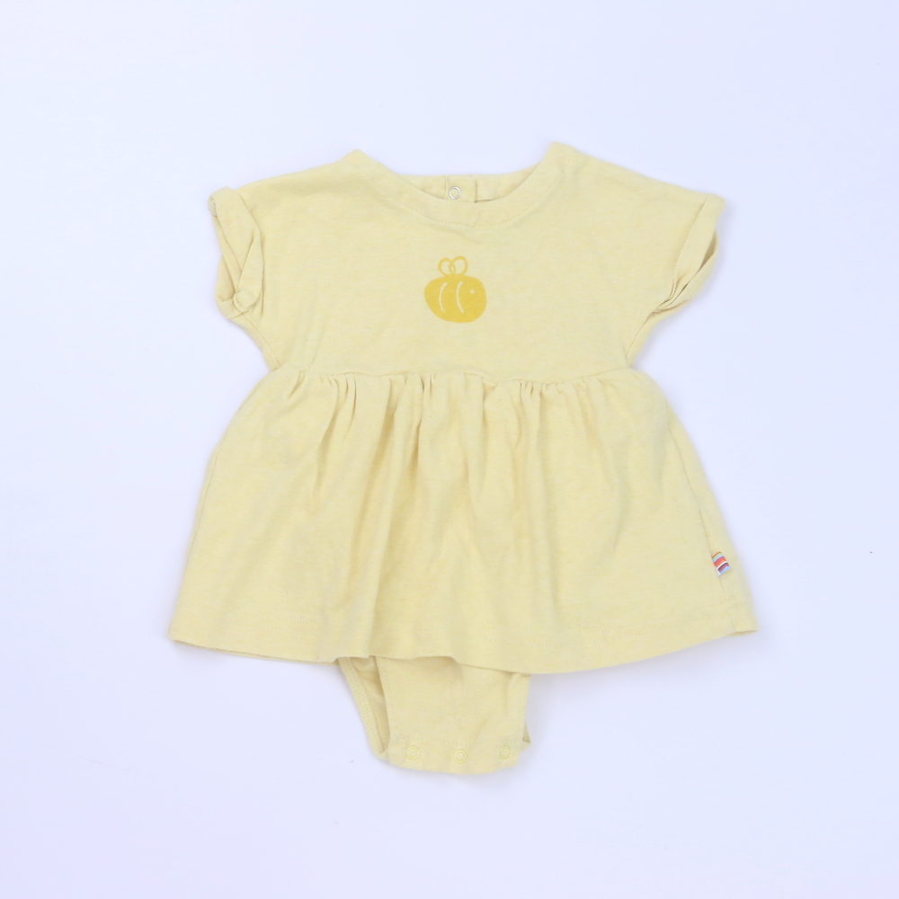 Giggle Girls Yellow Onesie size: 3-6 Months